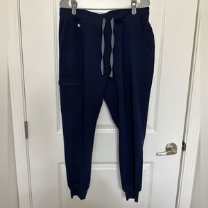 Figs Zamora scrub joggers in navy blue